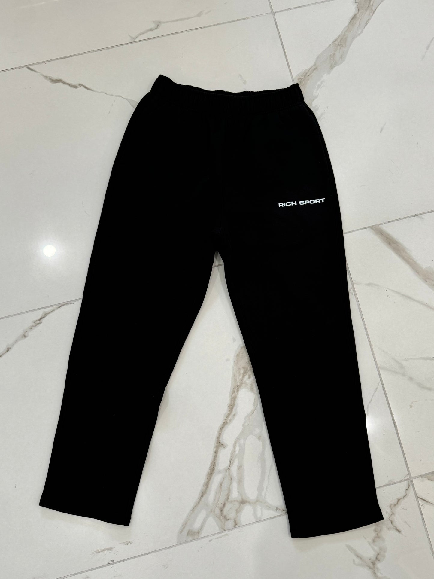 RELAXED STRAIGHT LEG SWEATPANTS